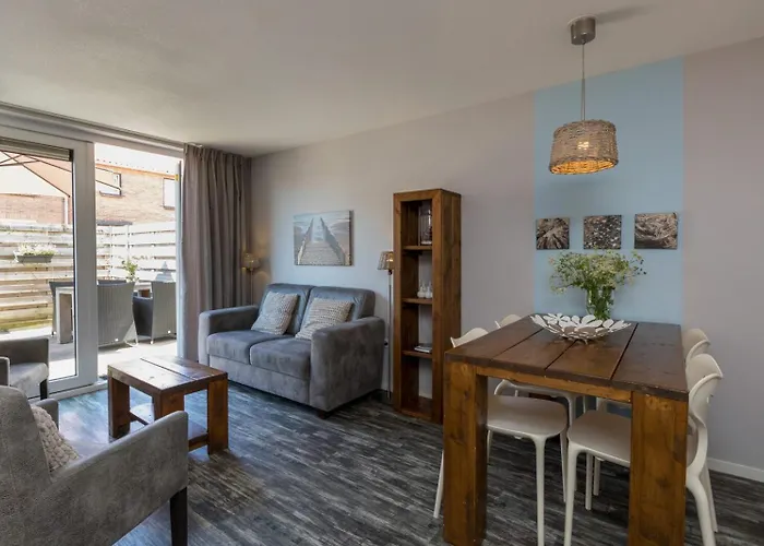 Vakantiewoning In Centrum Zoutelande, Bij Het Strand