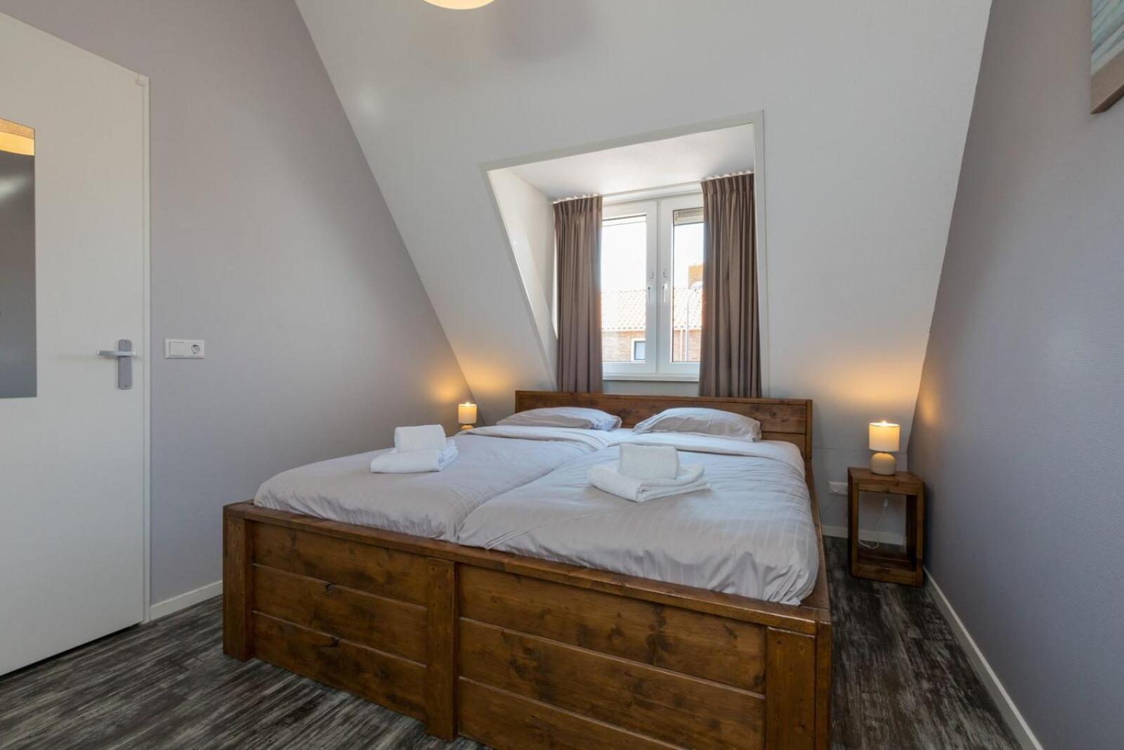 Vakantiehuis Vakantiewoning In Centrum Zoutelande, Bij Het