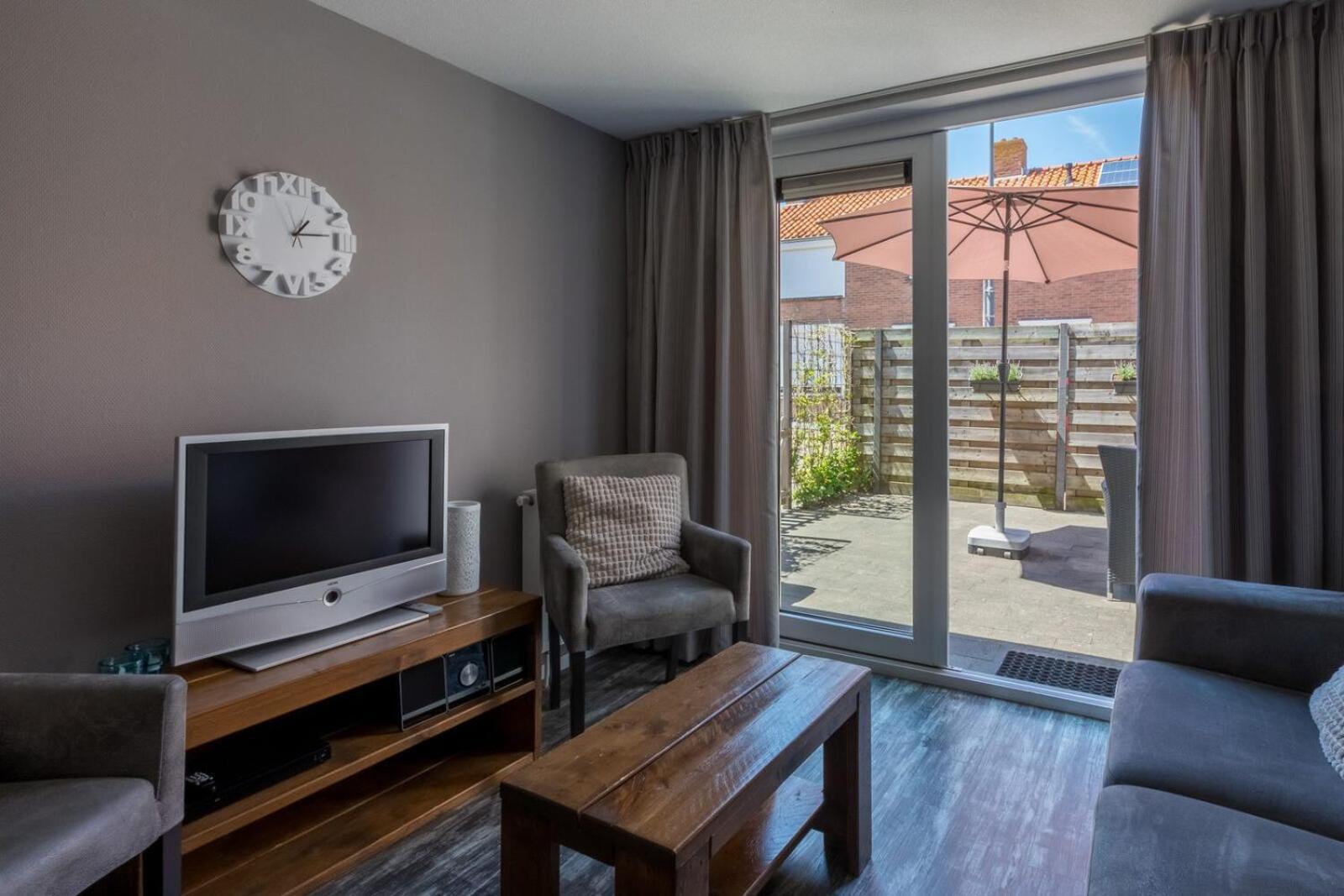 Vakantiewoning In Centrum Zoutelande, Bij Het Vakantiehuis Zoutelande